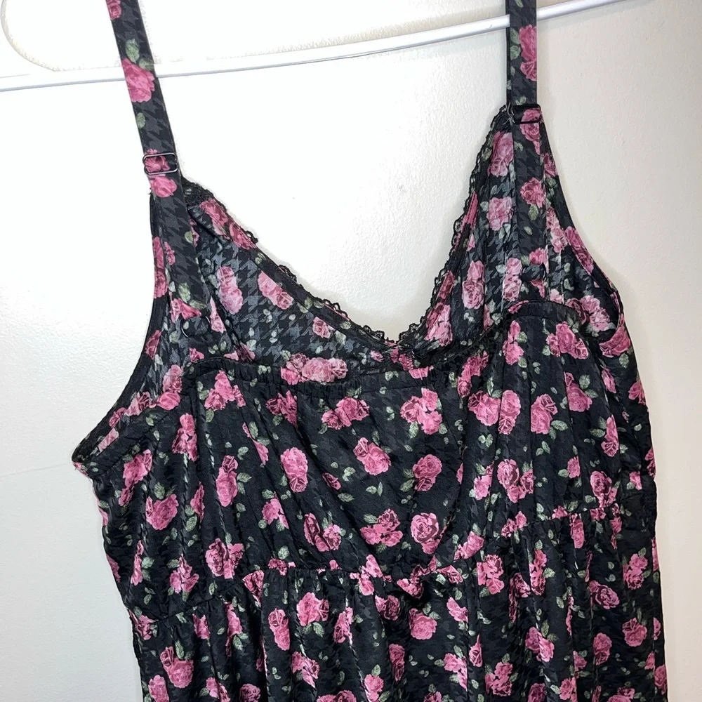 Torrid Tea Length Woven Jacquard Lace Trim Cami Dress Size 1X EUC - Picture 10 of 10